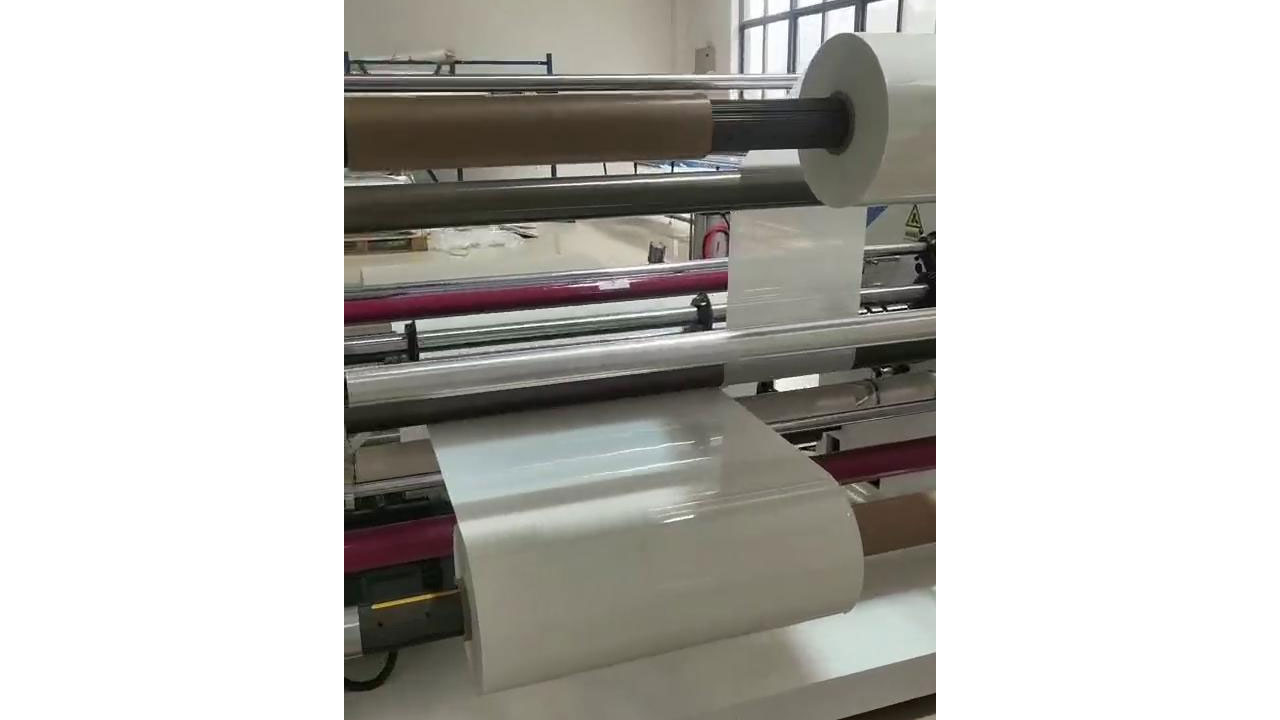 PET硬片分切復(fù)卷機